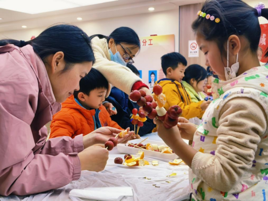 “甜蜜糖葫芦・情暖矿山人”活动